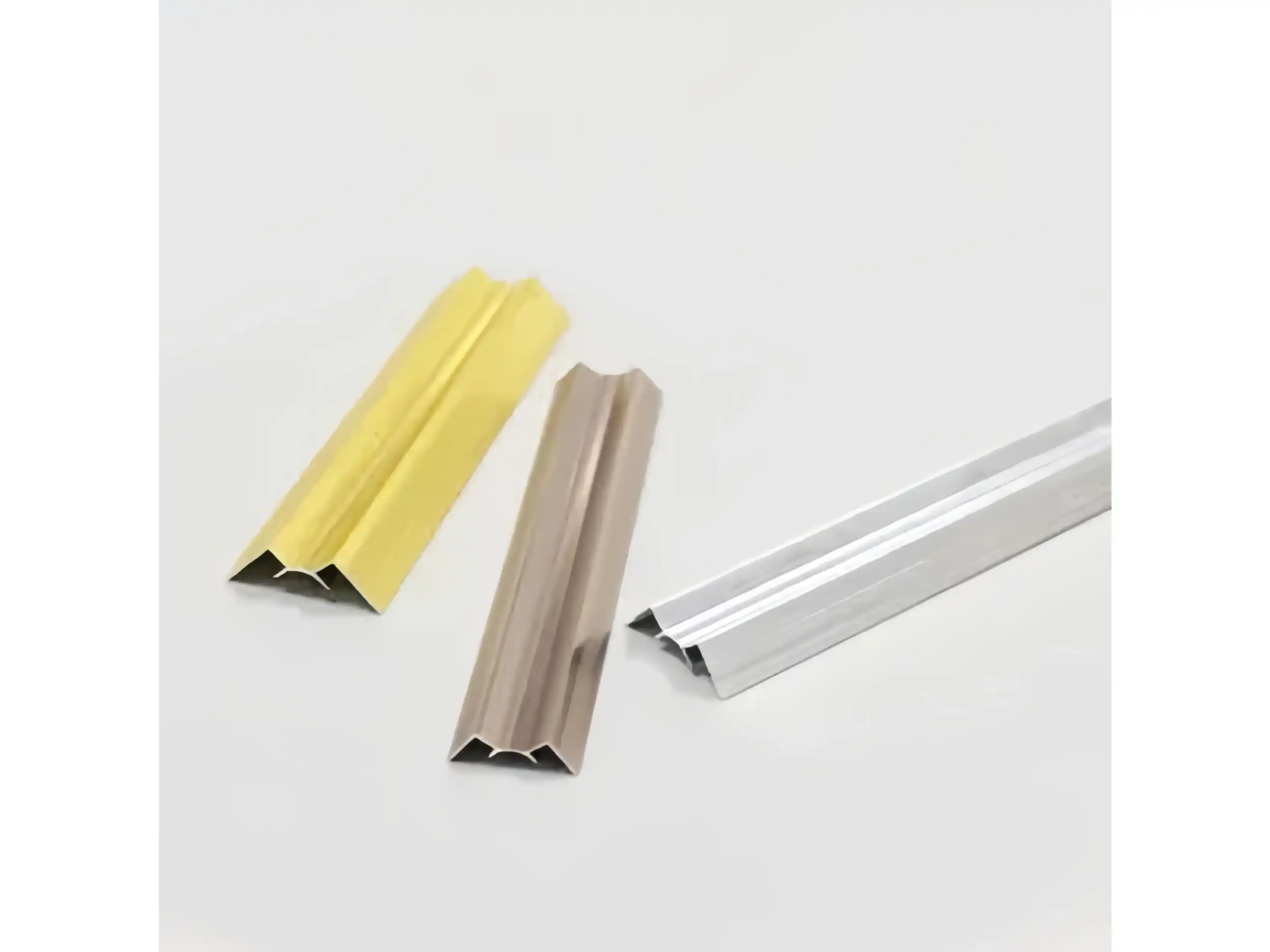 How To Use Gold Decorative Strips On Walls?